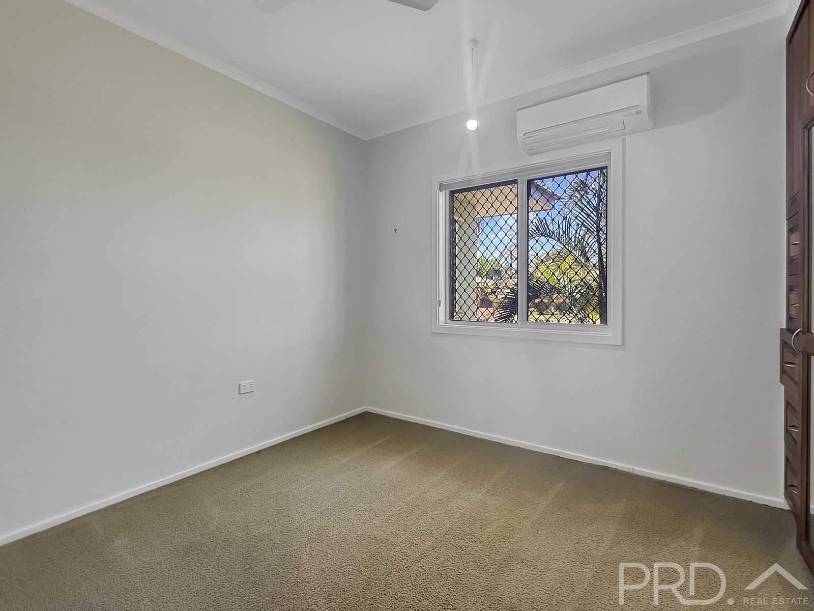 8 Collett Close MILLARS WELL 4