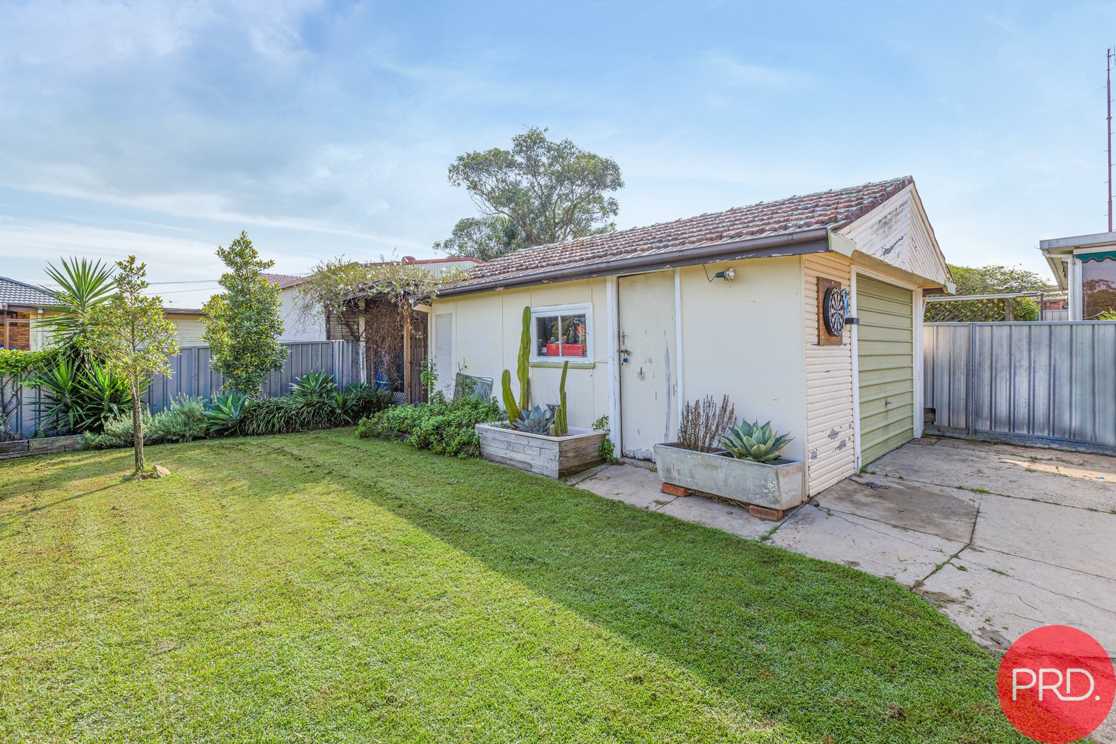 8 Compton Street RUTHERFORD 16