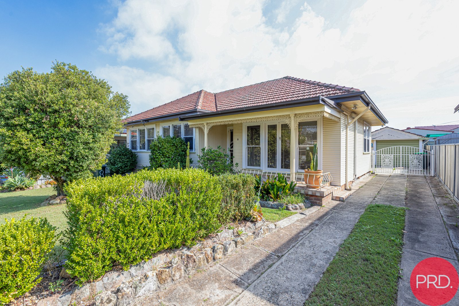 8 Compton Street RUTHERFORD 24