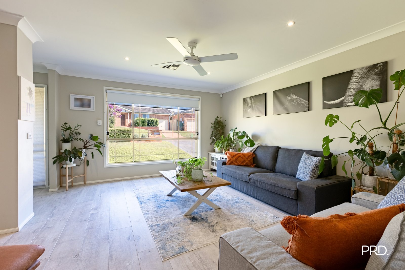 8 Corella Cres  Glenmore Park 2