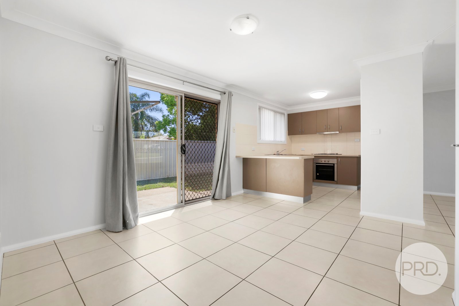 8 Cory Street TAMWORTH 6