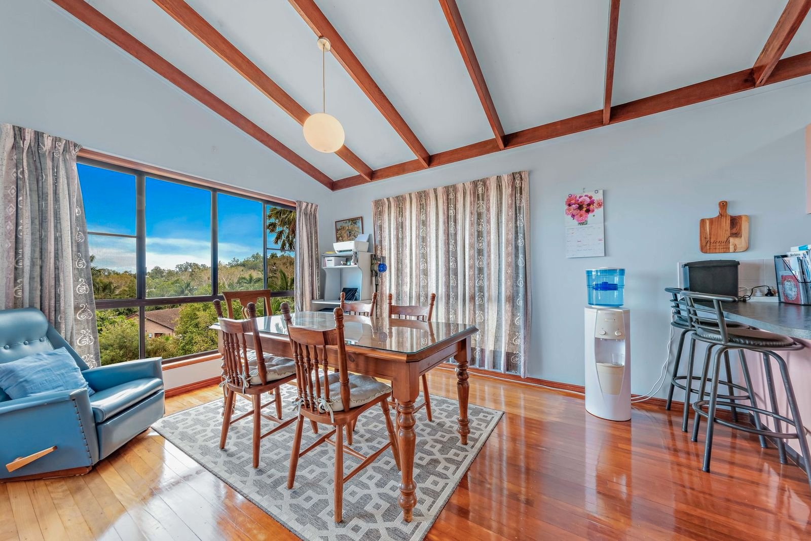 8 Country Road CANNONVALE 4