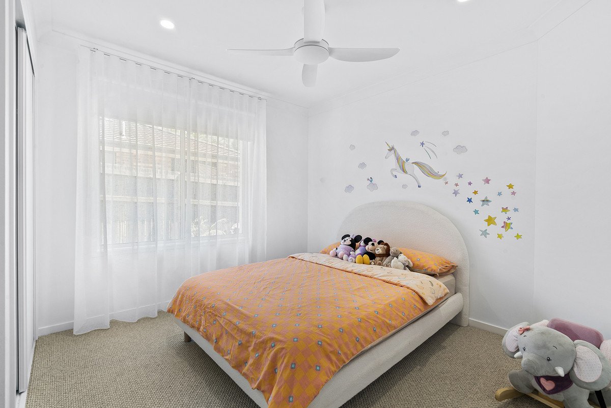 8 Cowell Drive Burleigh Heads 14