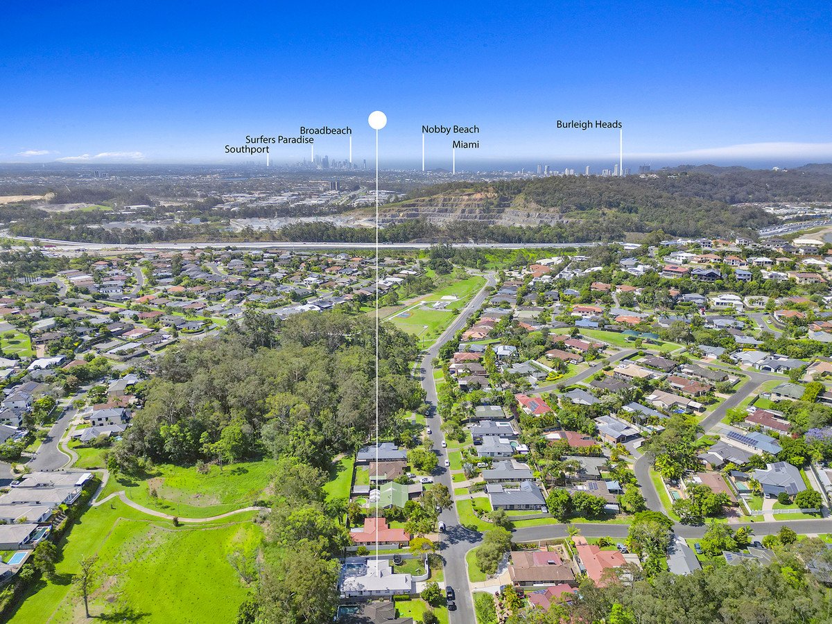 8 Cowell Drive Burleigh Heads 22