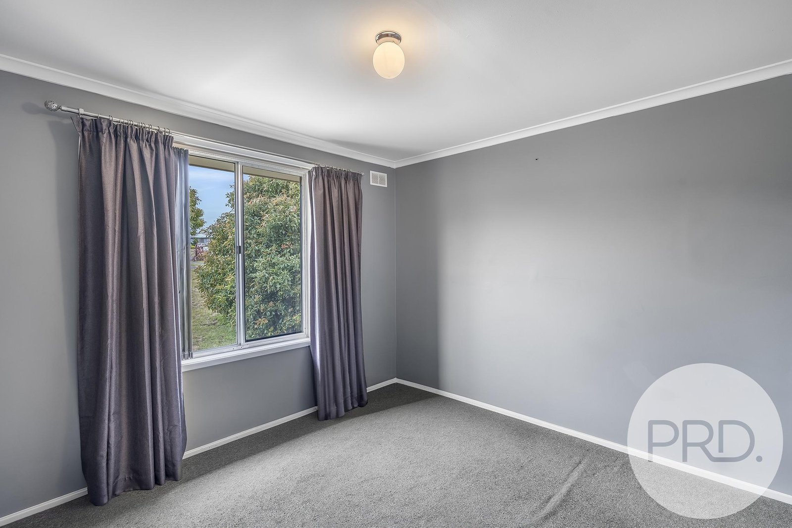 8 Cowle Road BRIDGEWATER 21
