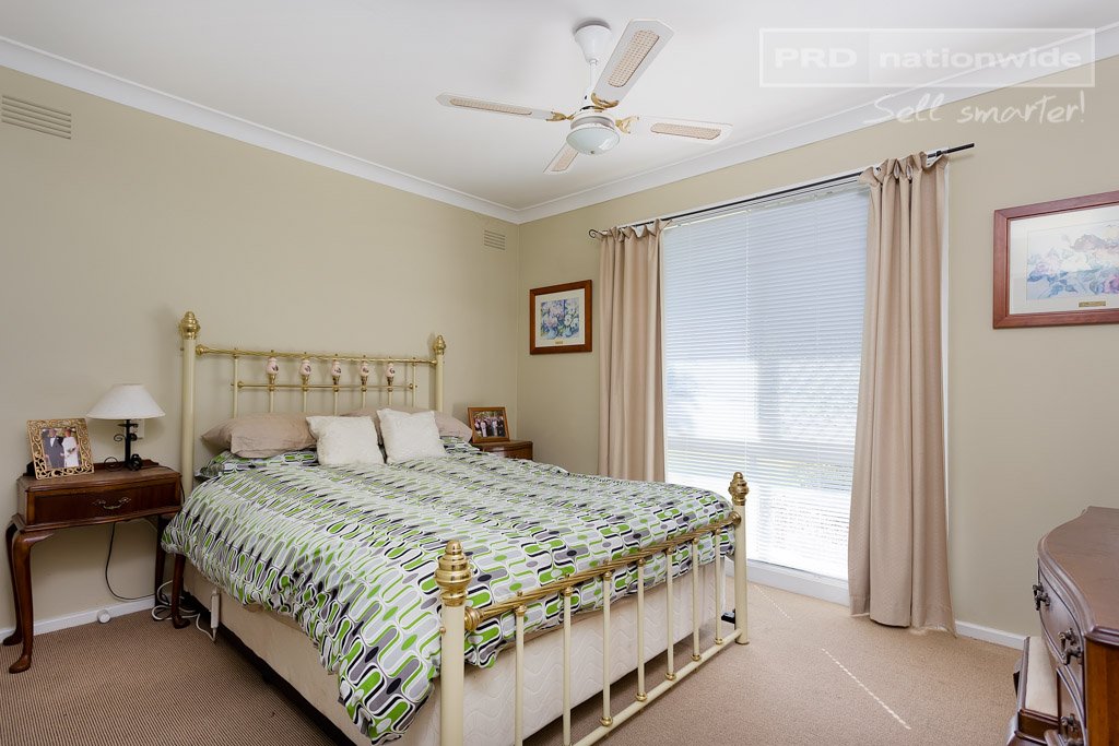 8 Craft Street LAKE ALBERT 9