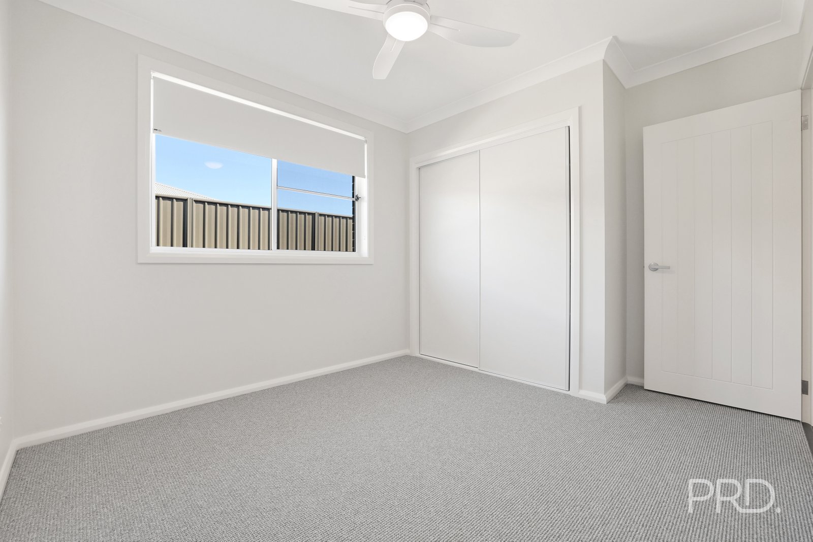 8 Crested Avenue TAMWORTH 20