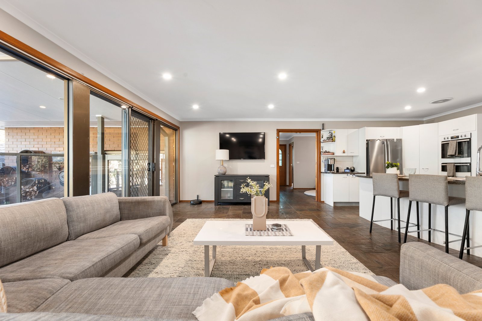 Gallery: 8 Cronia Court