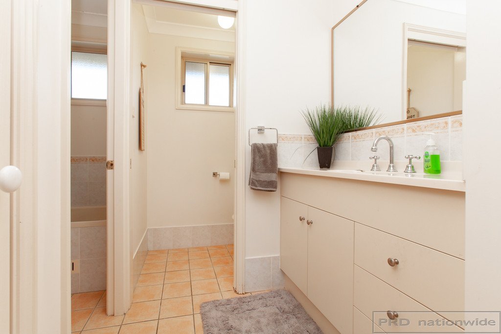 8 Crothers Street RUTHERFORD 16