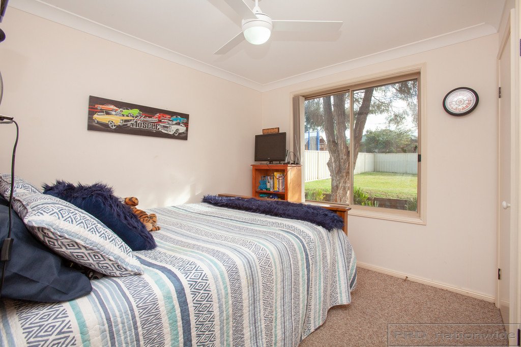 8 Crothers Street RUTHERFORD 19