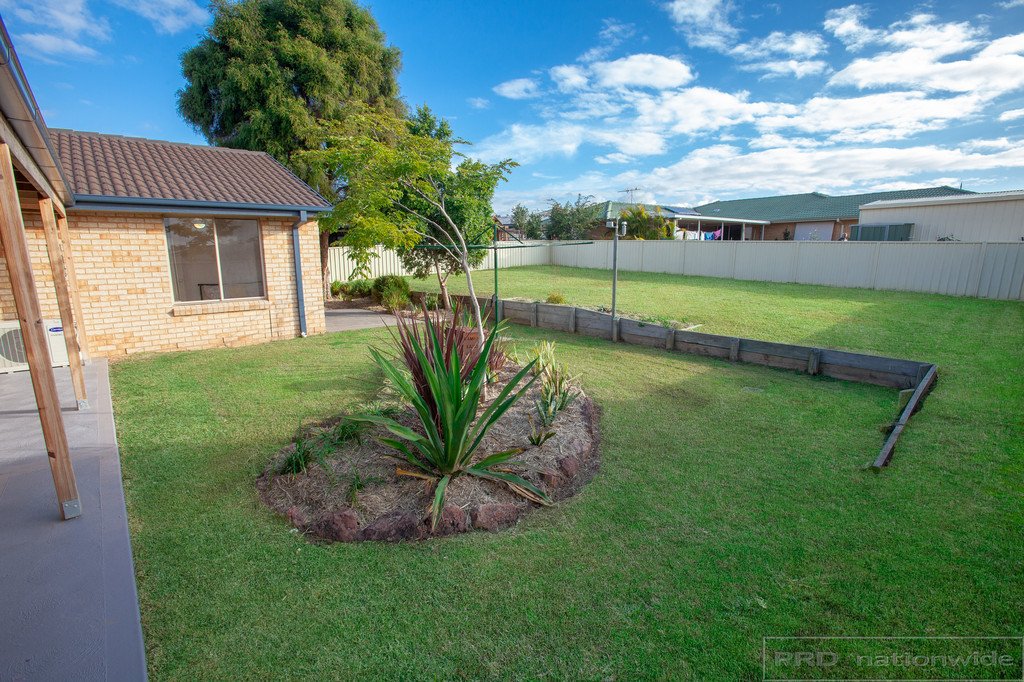 8 Crothers Street RUTHERFORD 24