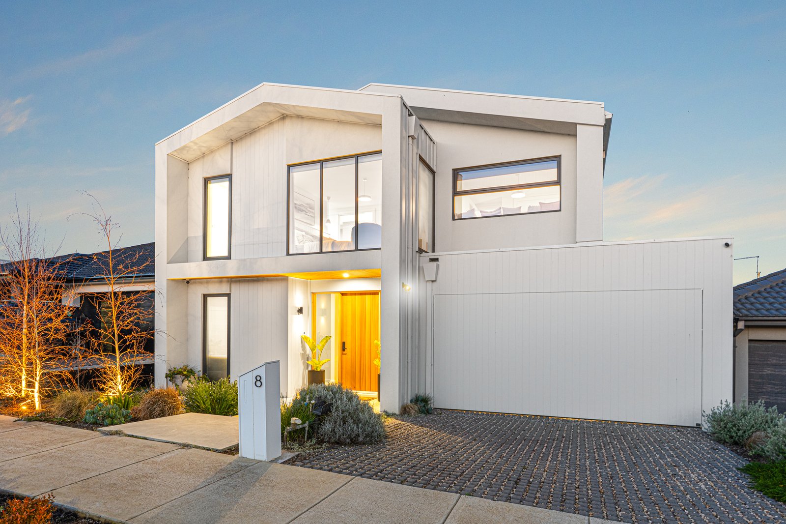 Gallery: 8 Cumulus Avenue