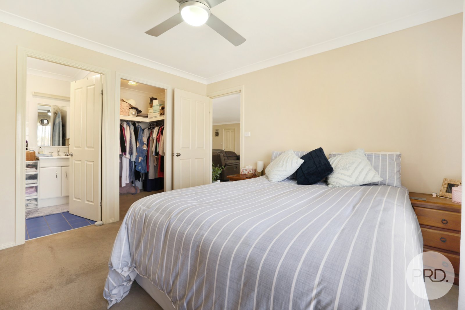 8 Cunningham Street TAMWORTH 7