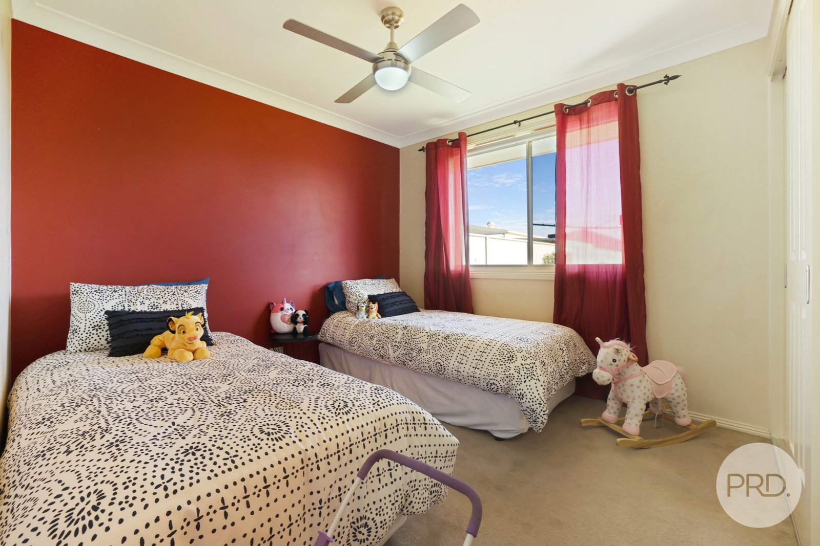 8 Cunningham Street TAMWORTH 14