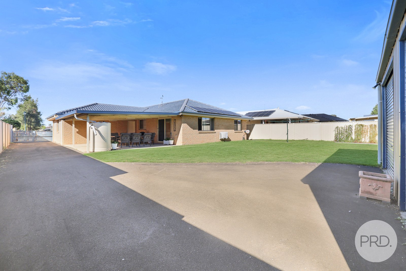 8 Cunningham Street TAMWORTH 19