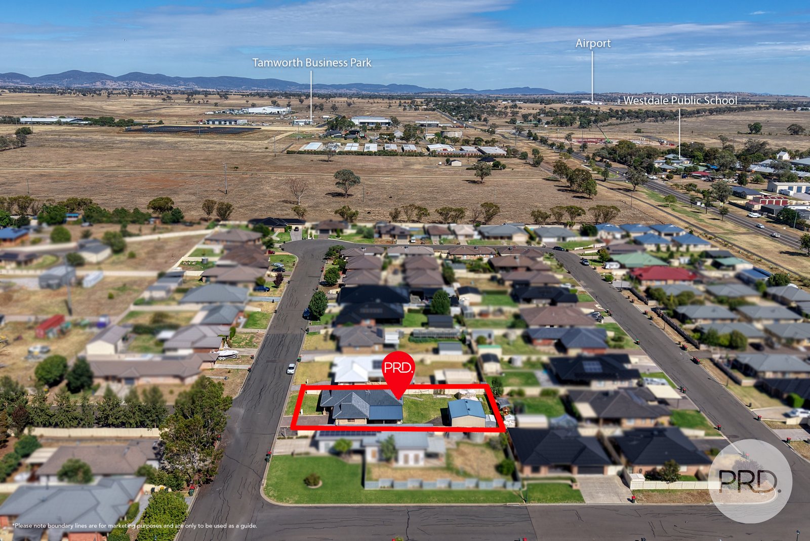 8 Cunningham Street TAMWORTH 24