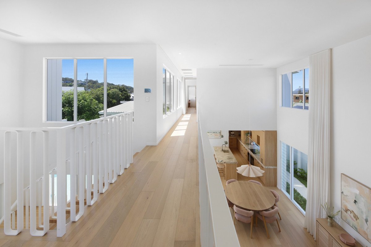 8 Curlew Crescent Burleigh Waters 23