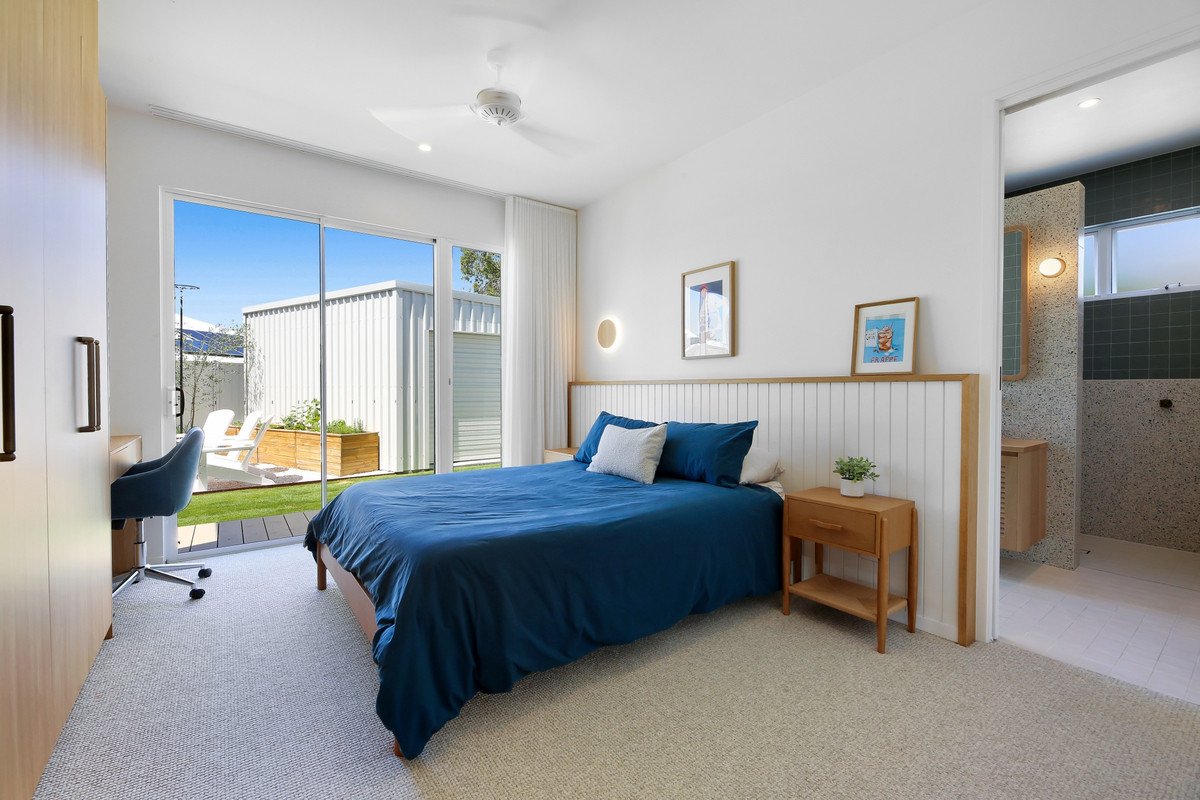 8 Curlew Crescent Burleigh Waters 27