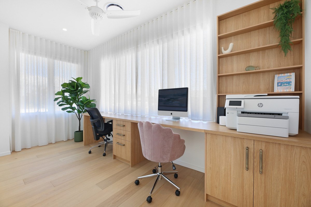 8 Curlew Crescent Burleigh Waters 34