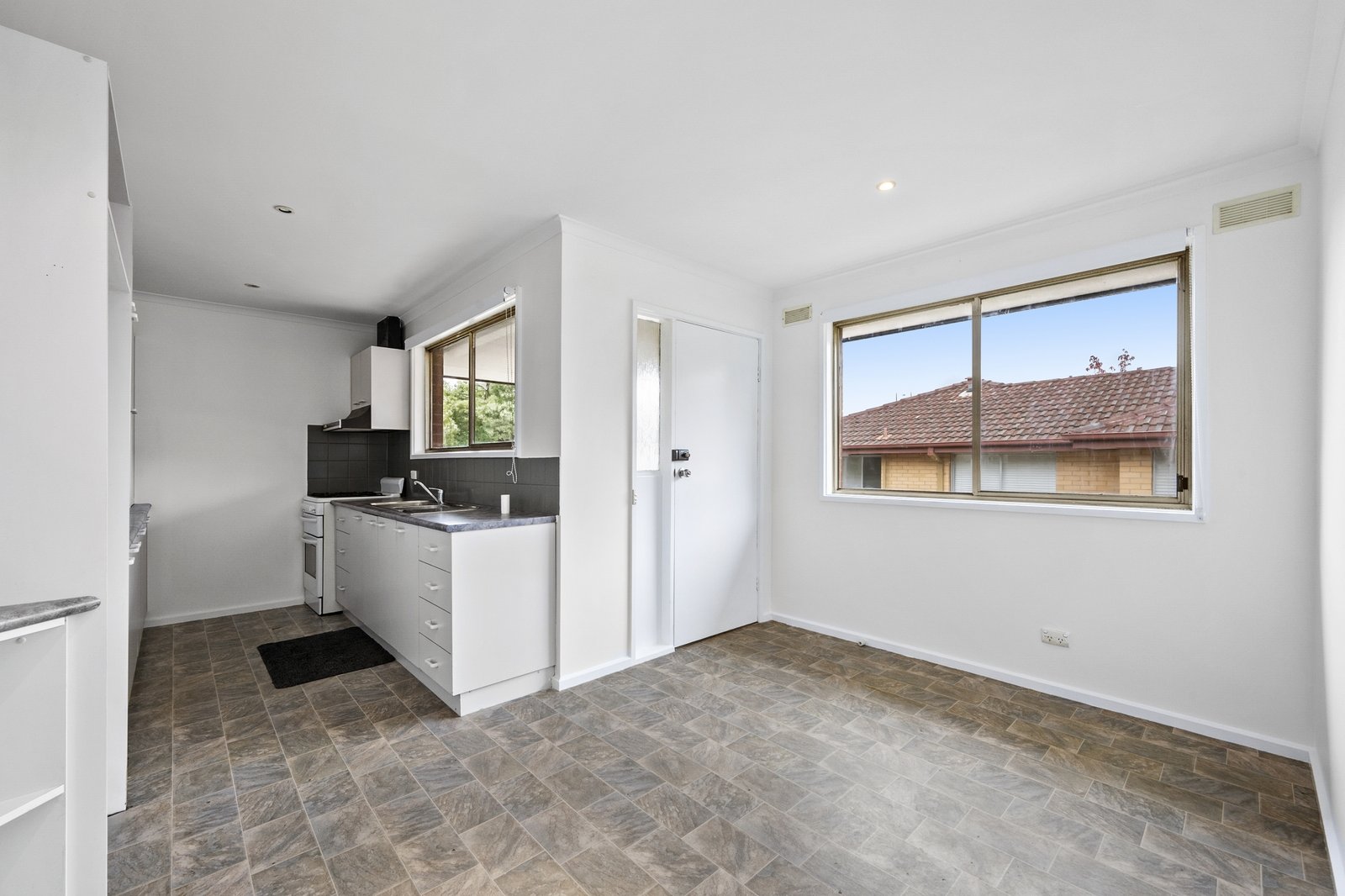 Gallery: 8 Curnow Street