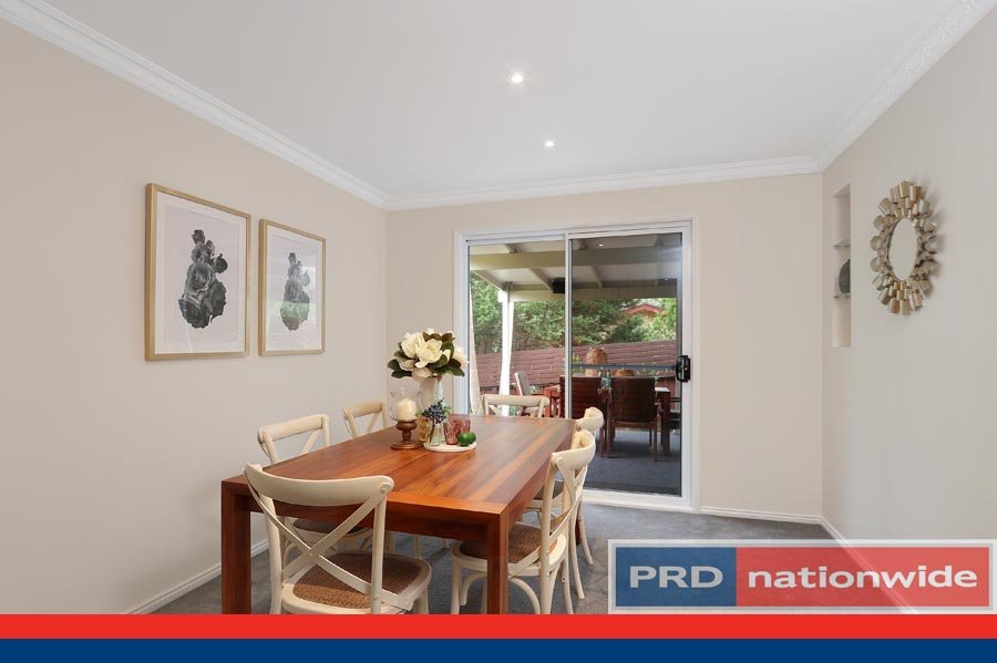 8 Currawang Place COMO 10