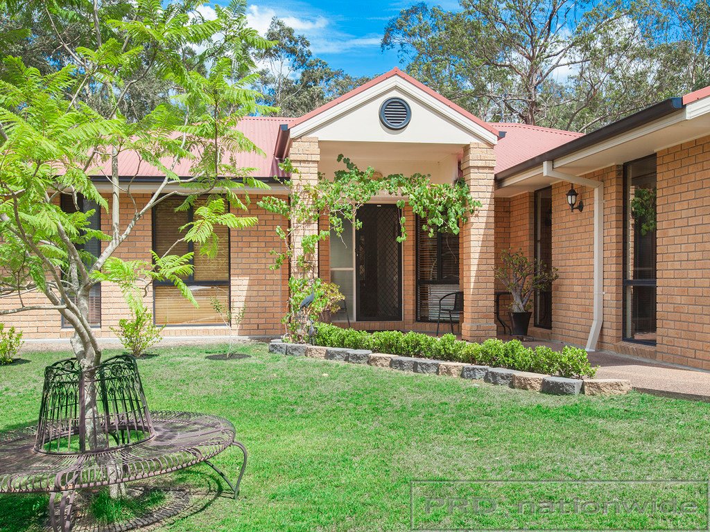 8 Currawong Close THORNTON 5