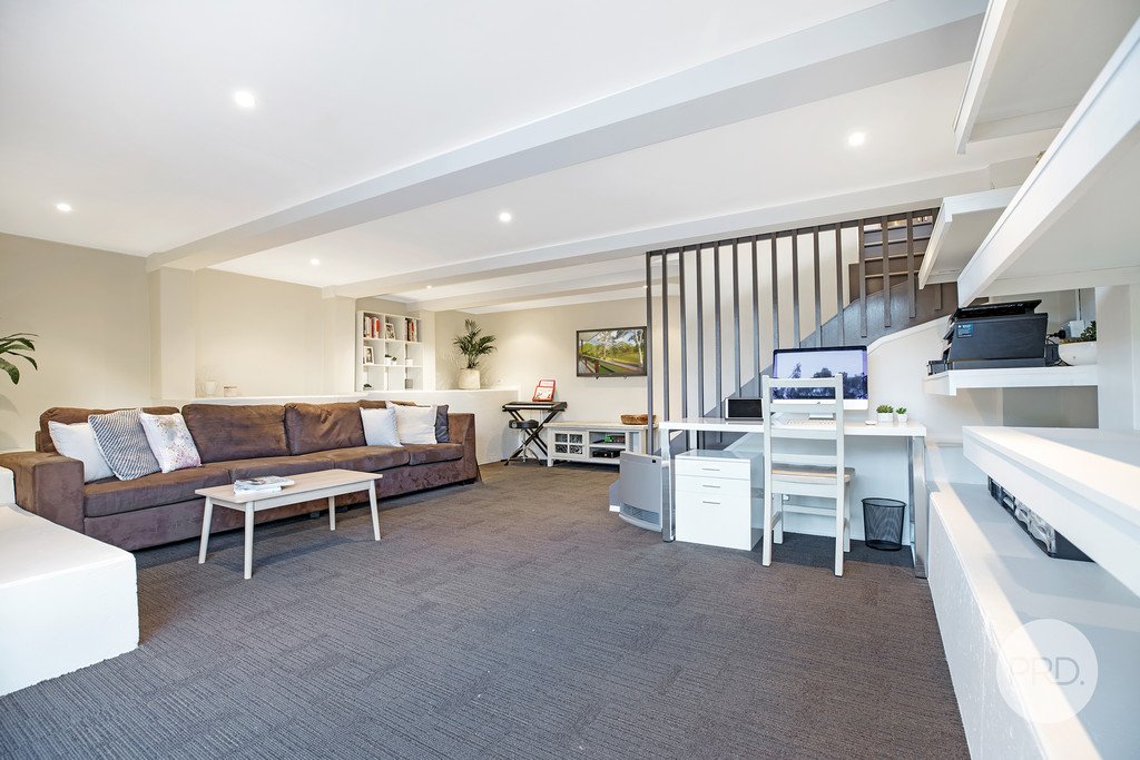 8 Currawong Crescent LEONAY 6