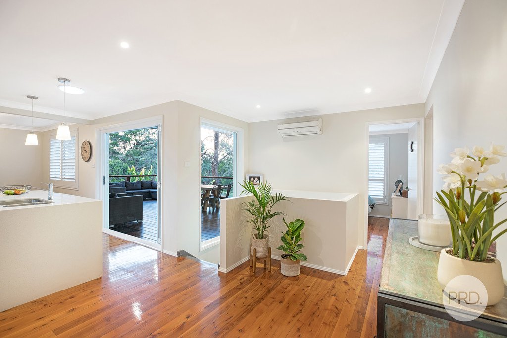 8 Currawong Crescent LEONAY 10