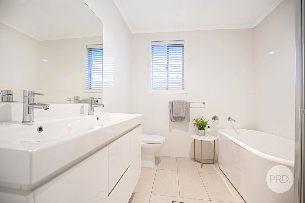 8 Currawong Crescent LEONAY 20