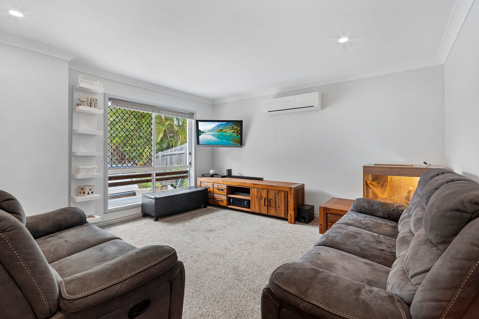8 Cutana Court ASHMORE 5