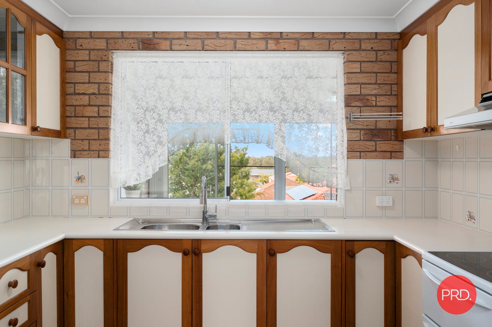 8 Cuthbert Street BOAMBEE EAST 6