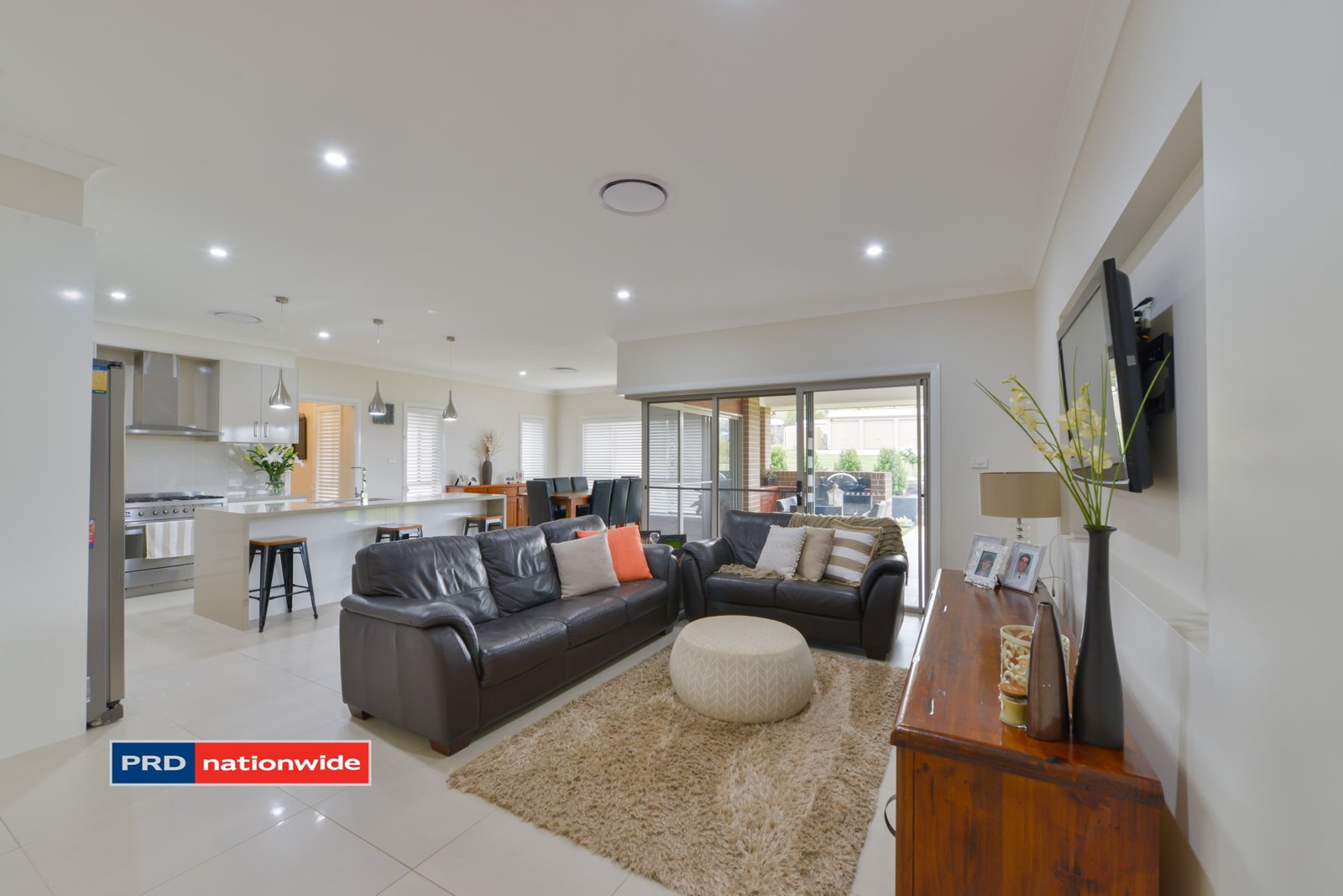8 Daintree Circuit TAMWORTH 7