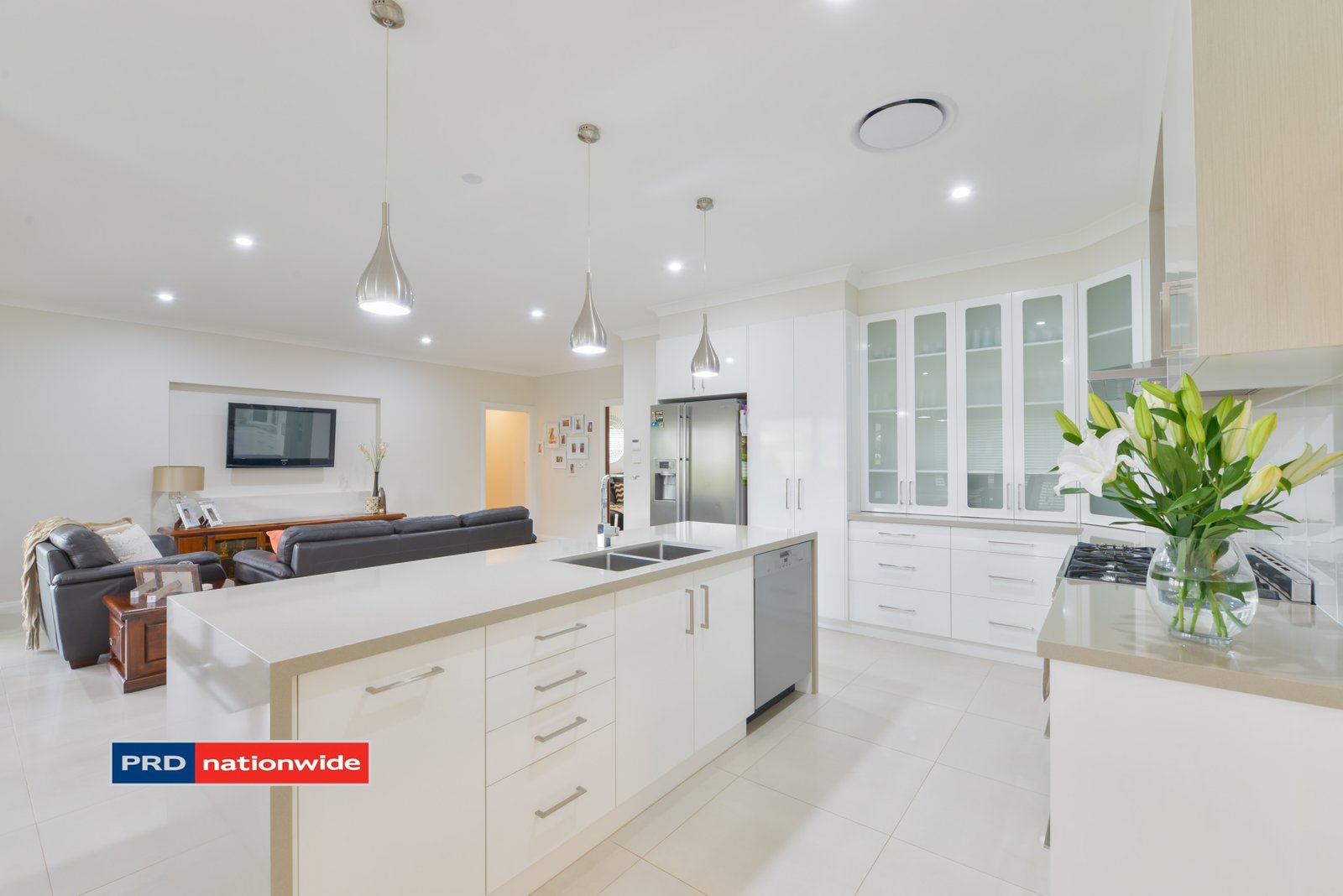 8 Daintree Circuit TAMWORTH 10