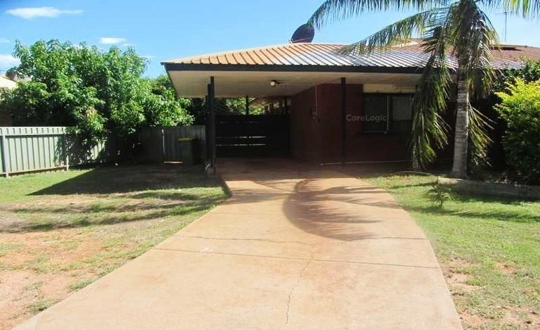 8 Dakas Street CABLE BEACH 11