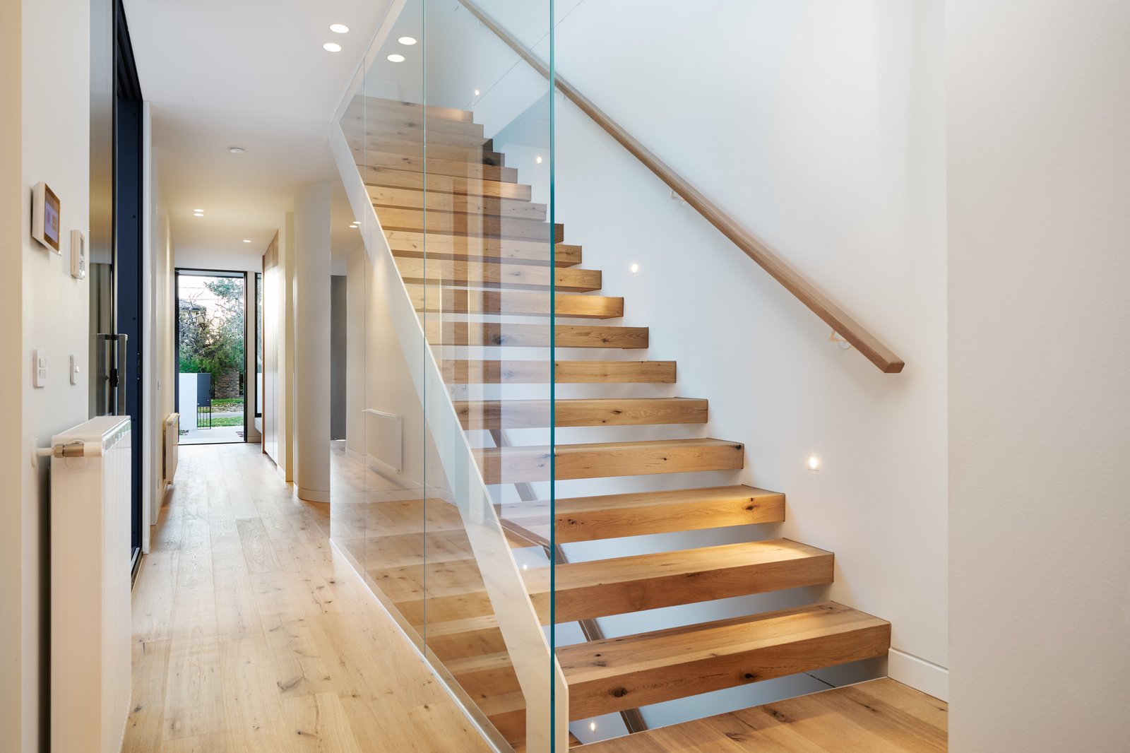 8 Dalgetty Road, Beaumaris, 3193