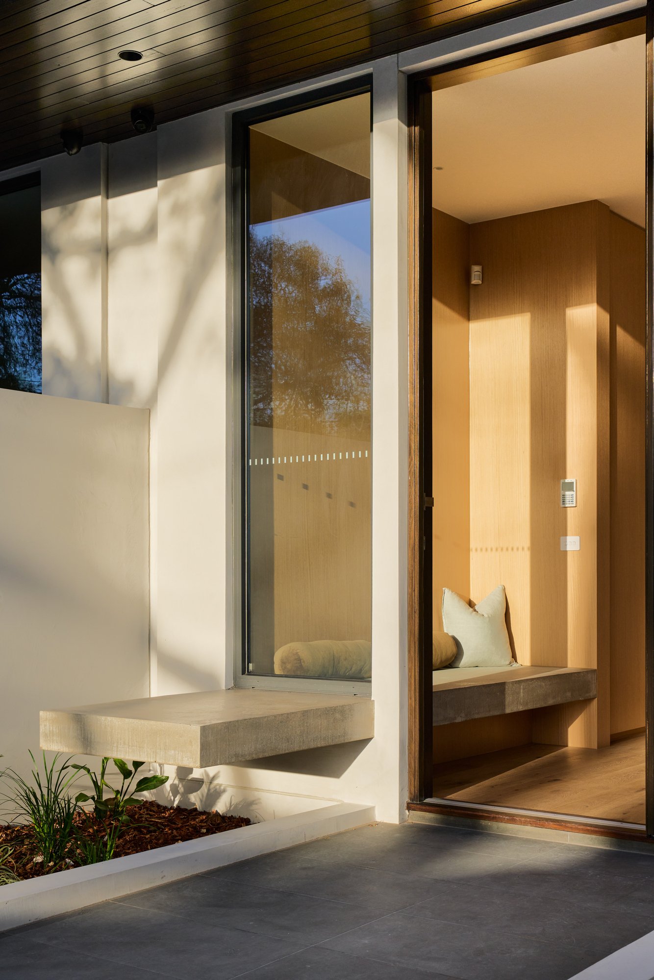 8 Dalgetty Road, Beaumaris, 3193