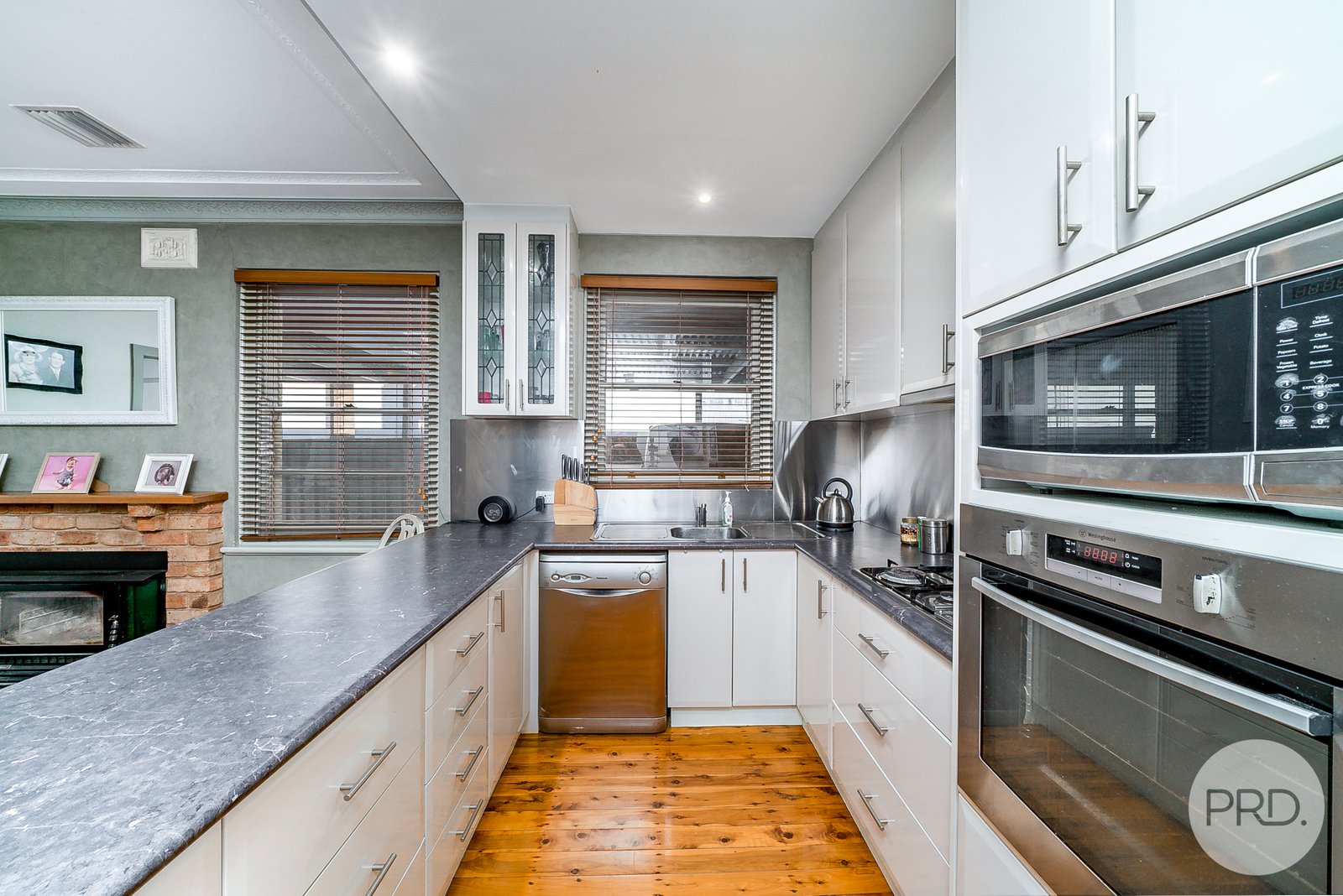 8 Dalton Street TURVEY PARK 2