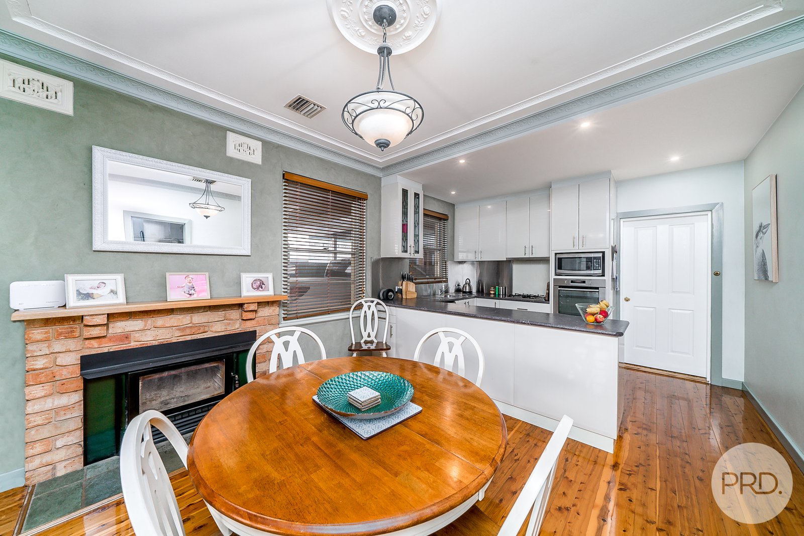 8 Dalton Street TURVEY PARK 3