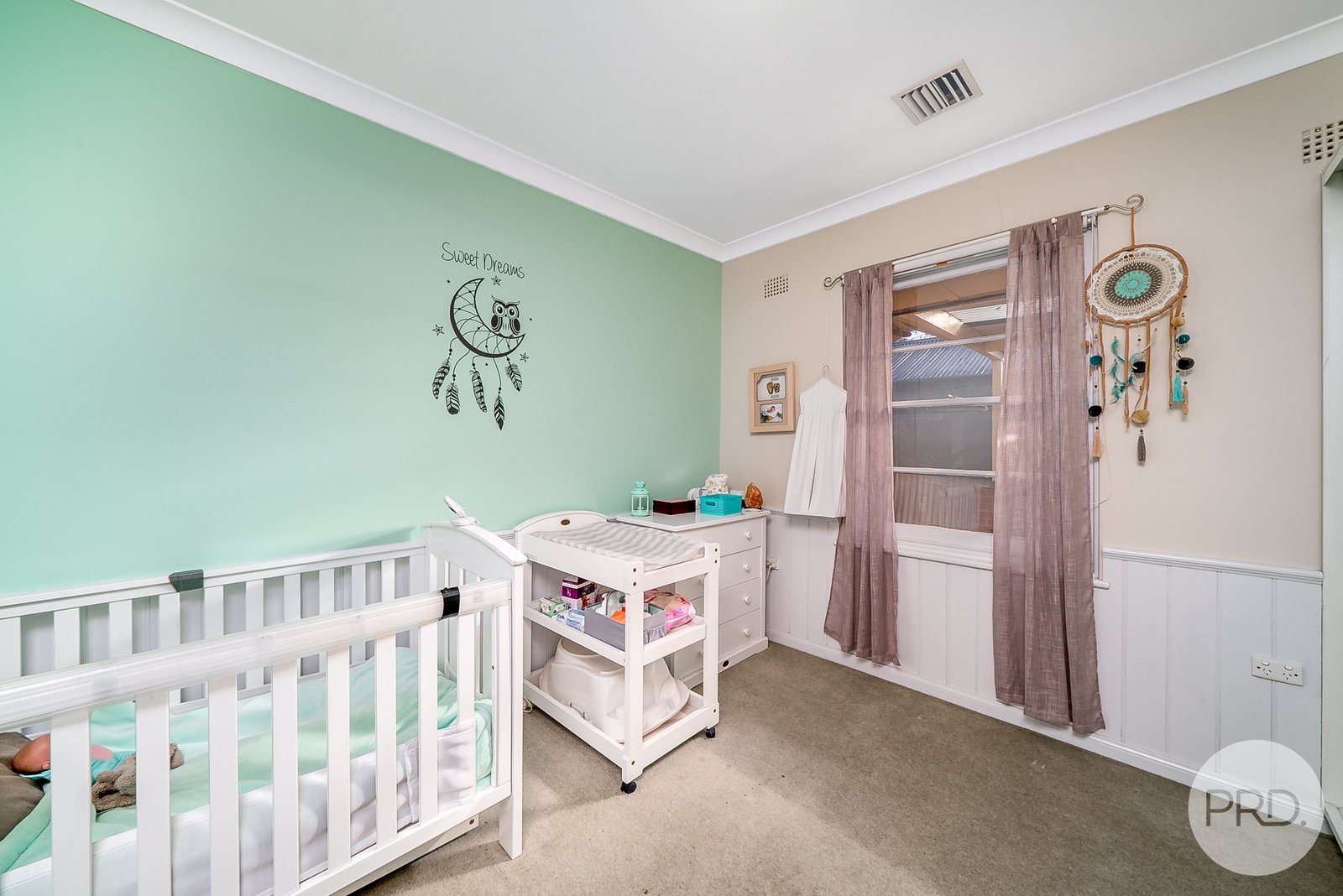 8 Dalton Street TURVEY PARK 7