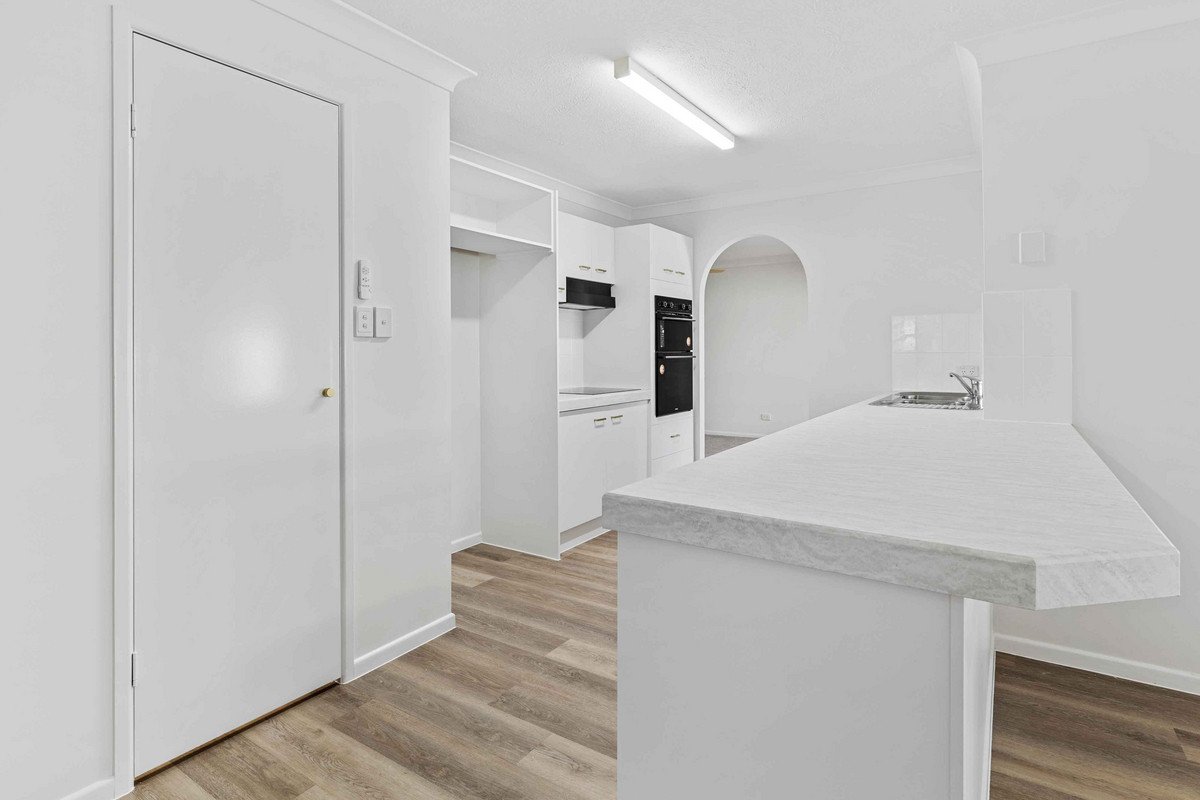 8 Damson Place Elanora 4