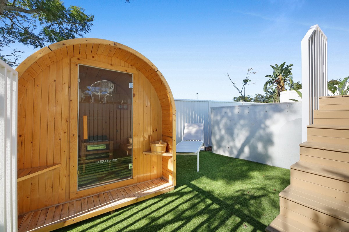 8 Dapples Court Burleigh Heads 12