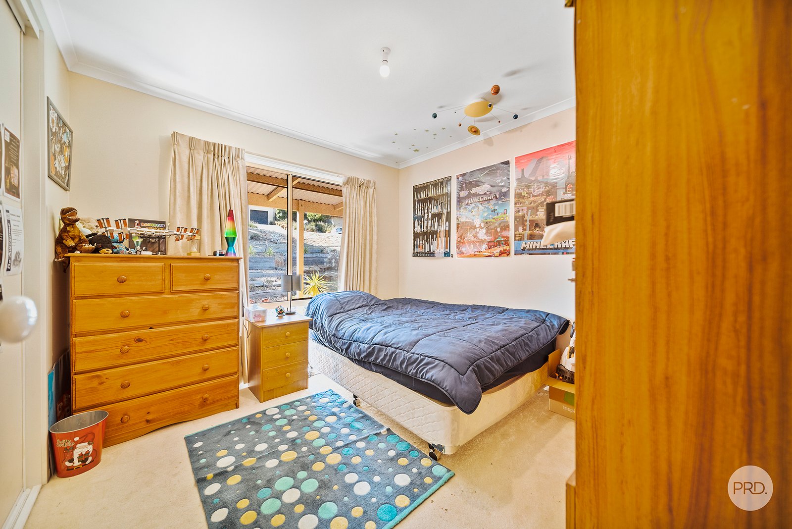 8 Davey Close FLORA HILL 5