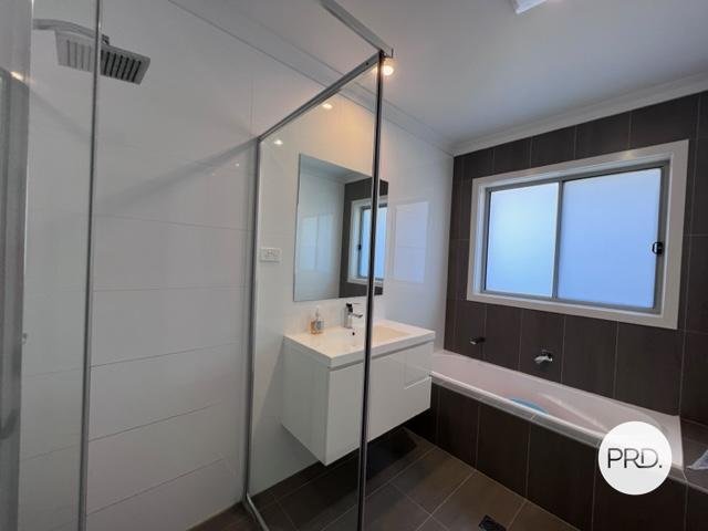 8 David Street GOOGONG 5