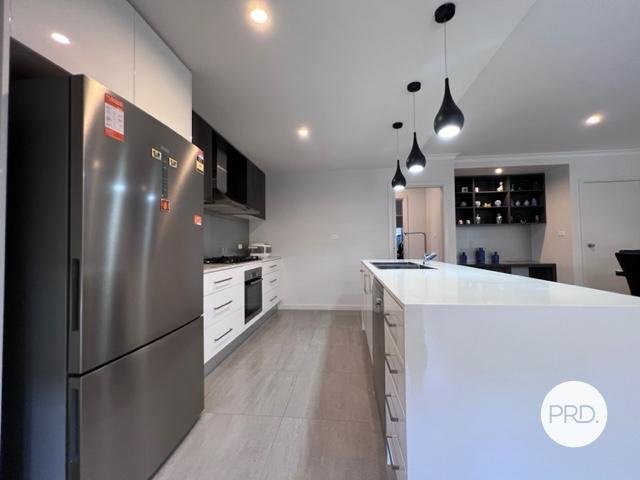 8 David Street GOOGONG 14