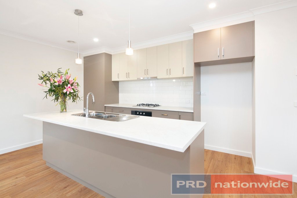 8 Davis Street CRESWICK 4