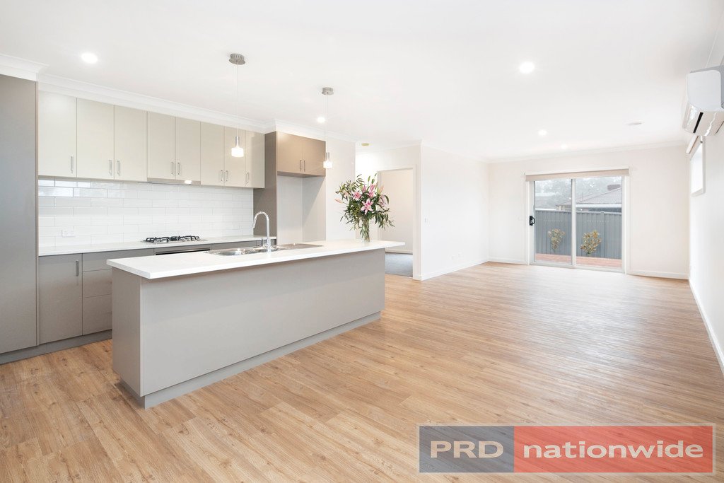 8 Davis Street CRESWICK 6