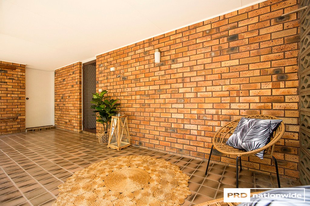 8 Dekalb Street TAMWORTH 12