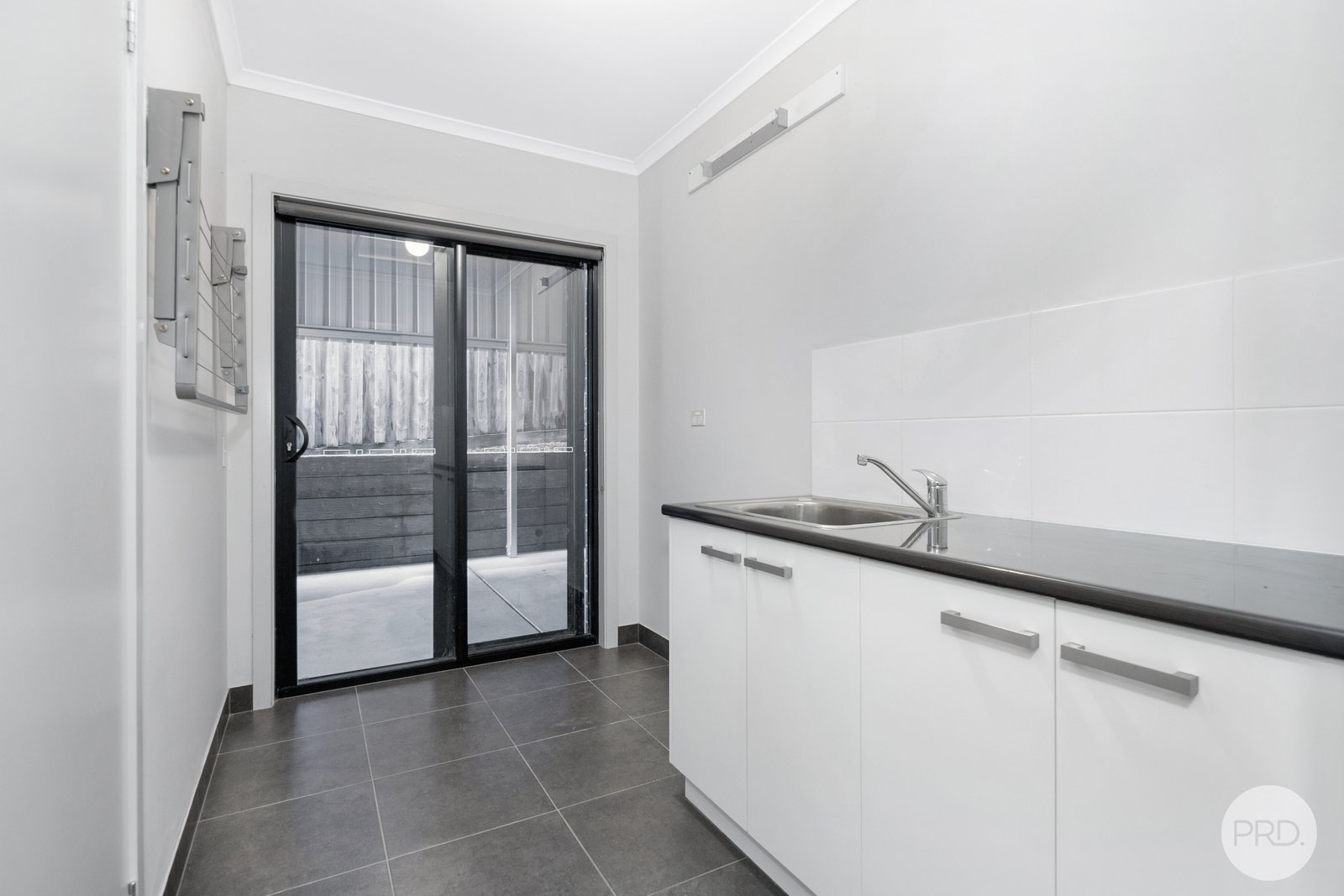 8 Delaland Avenue BUNINYONG 15