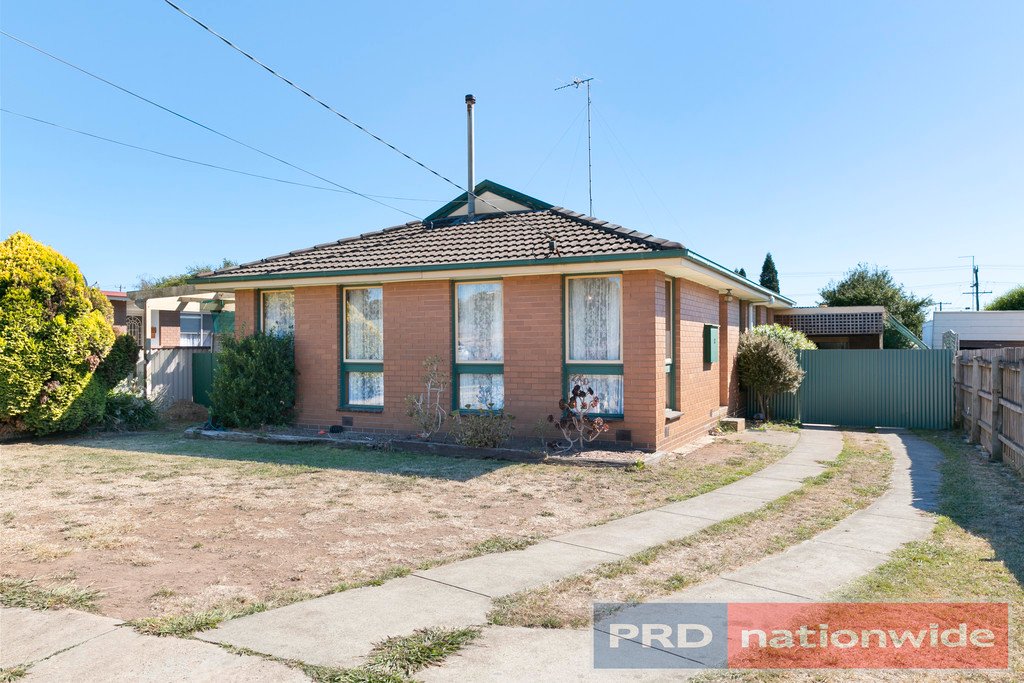 8 Dermot Street WENDOUREE 1