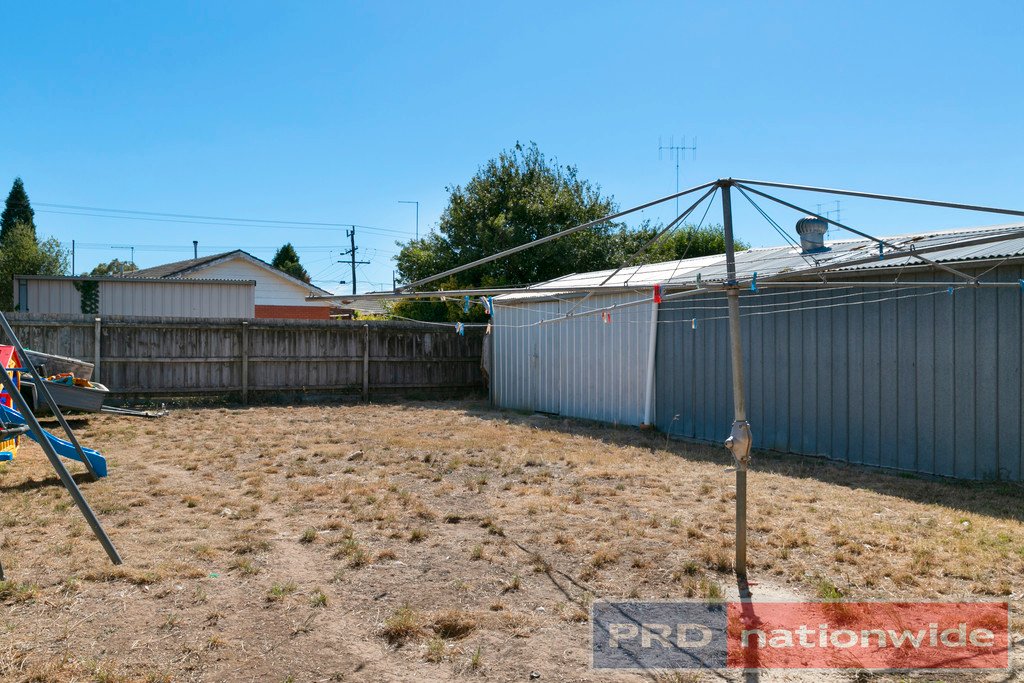 8 Dermot Street WENDOUREE 7